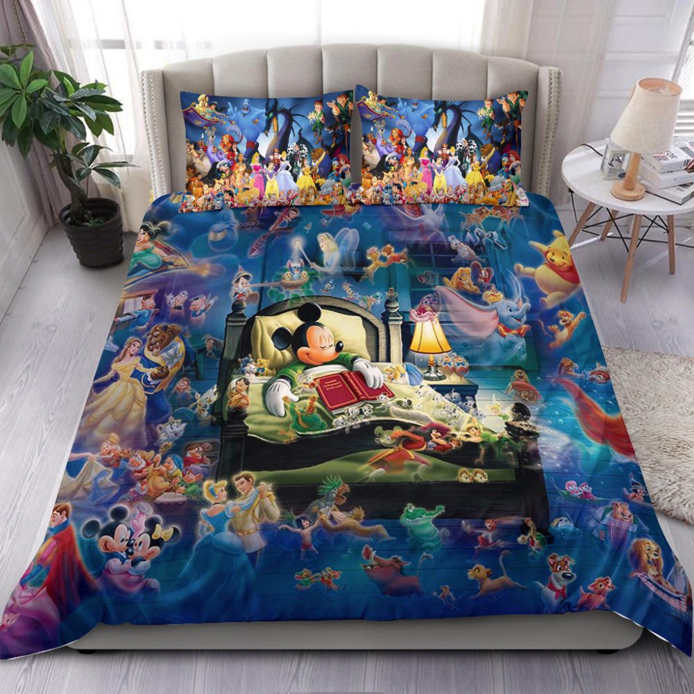 Vibrant Cartoon Characters Bedding Set - Cozy Comfort For Kids &amp; Fans - Twin/Full/Queen Sizes Available