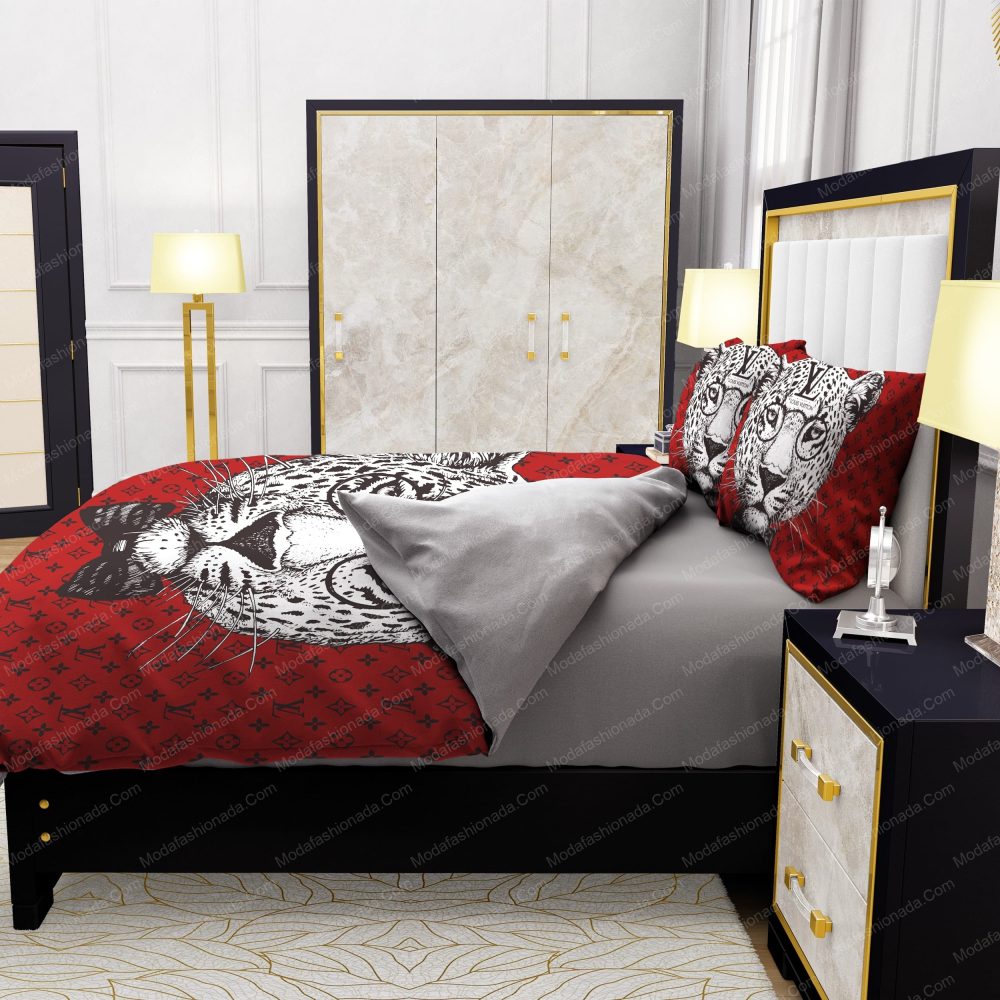 Leopard Head Louis Vuitton Bedding Sets