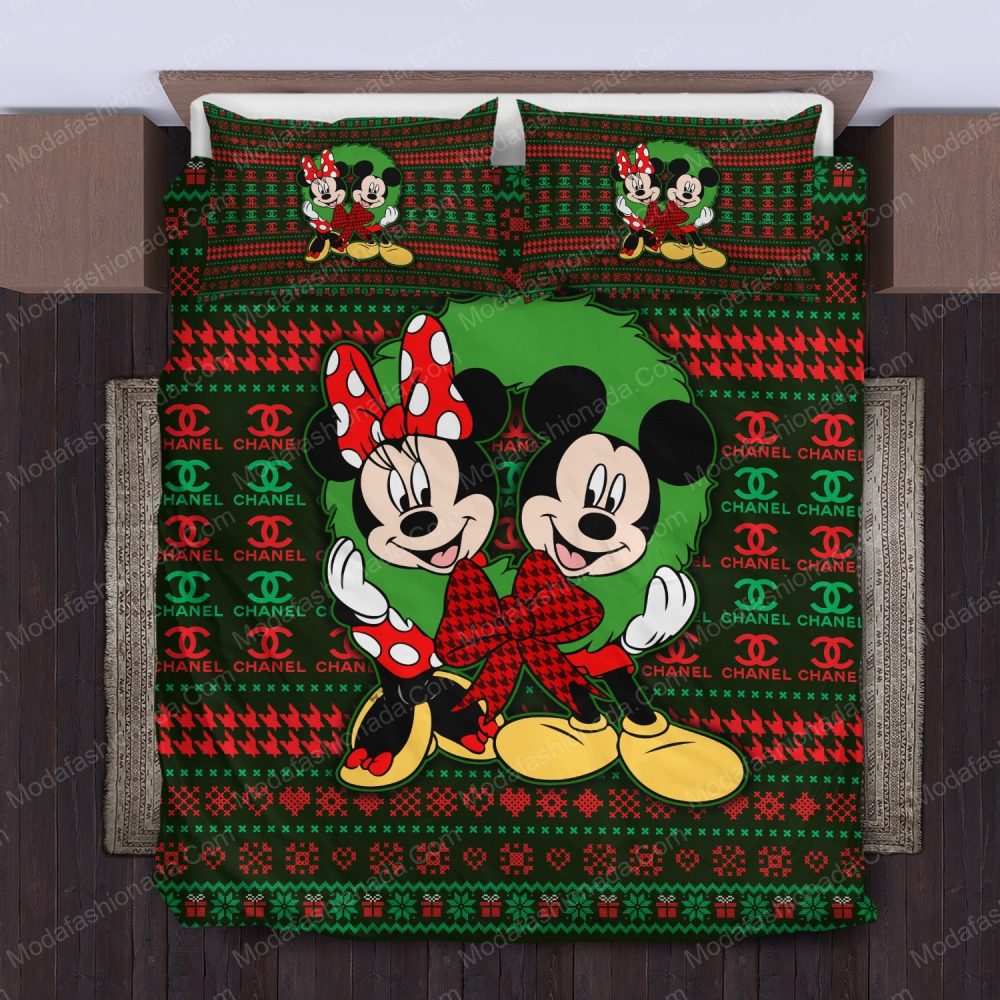 Mickey &amp; Minnie Christmas Bedding Set - Cozy &amp; Festive Design For Kids &amp; Adults