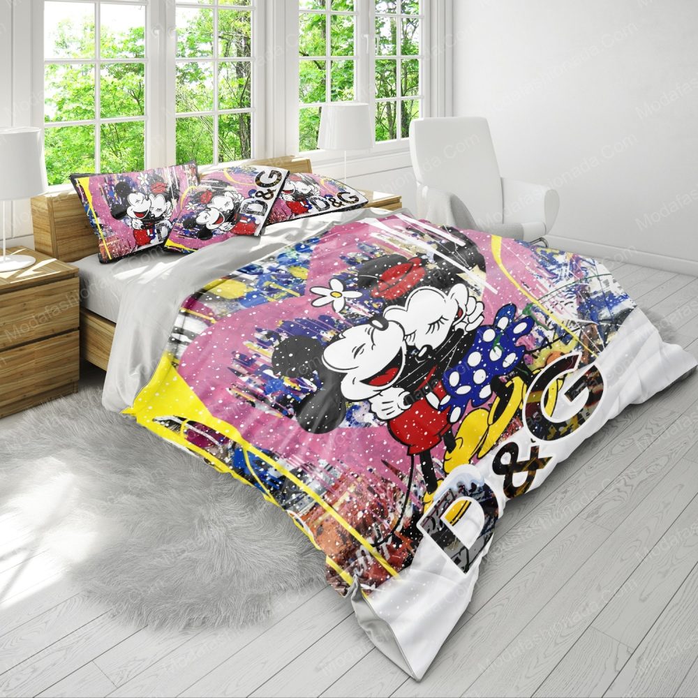Colorful Mickey &amp; Minnie Bedding Set – Vibrant King Size Comforter &amp; Pillowcases