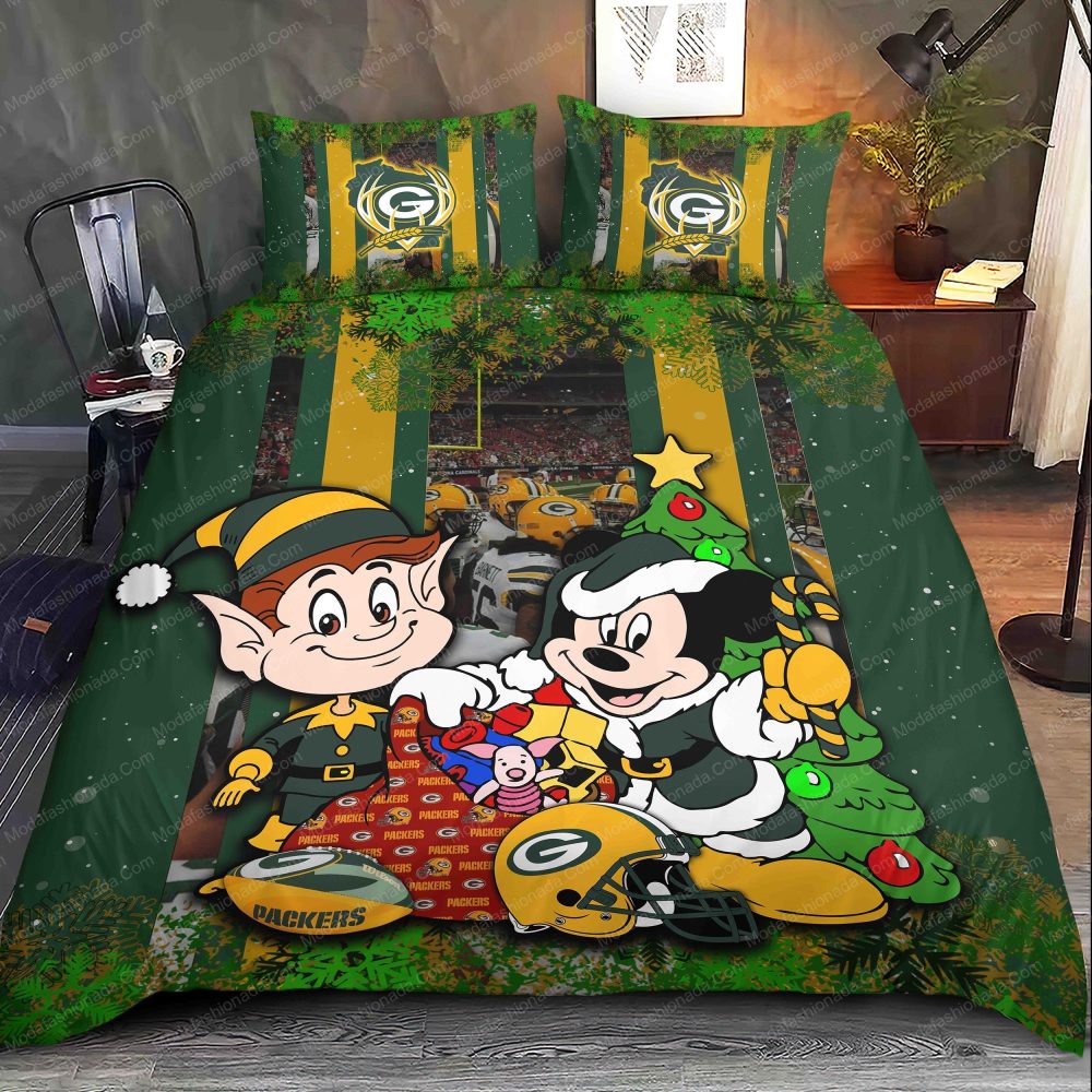 Festive Green &amp; Gold Cartoon Bedding Set - Cozy Holiday Theme For Kids &amp; Fans
