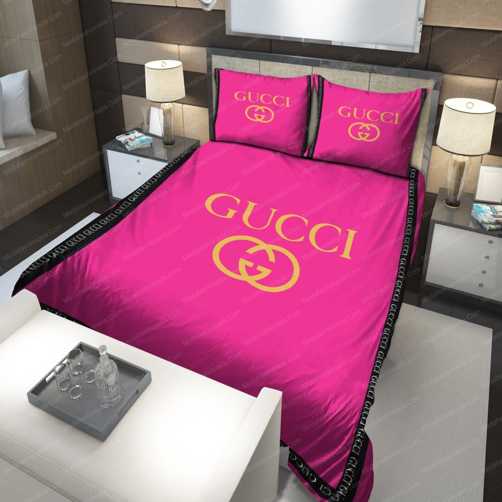 Gold Gucci Logo With Vibrant Pink Bedding Sets