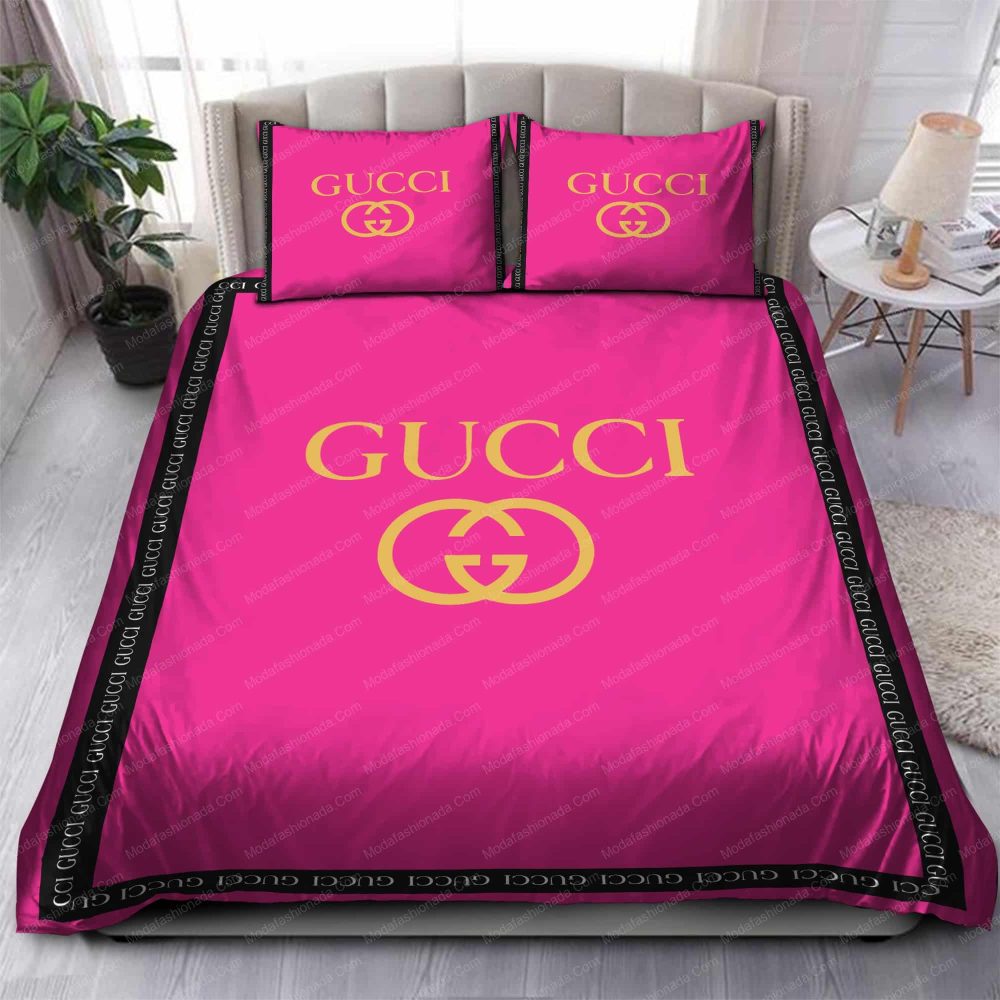 Gold Gucci Logo With Vibrant Pink Bedding Sets