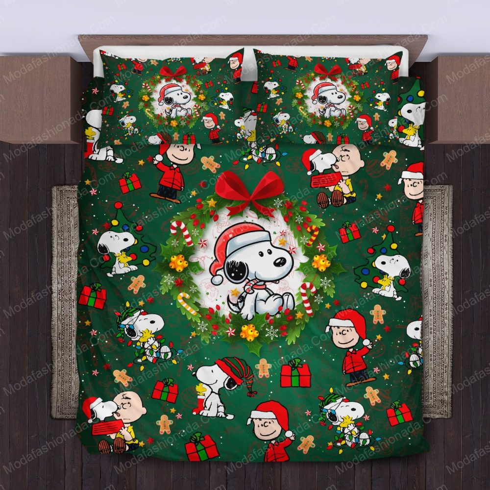 Festive Snoopy &amp; Friends Christmas Bedding Set - Cozy Holiday Comfort