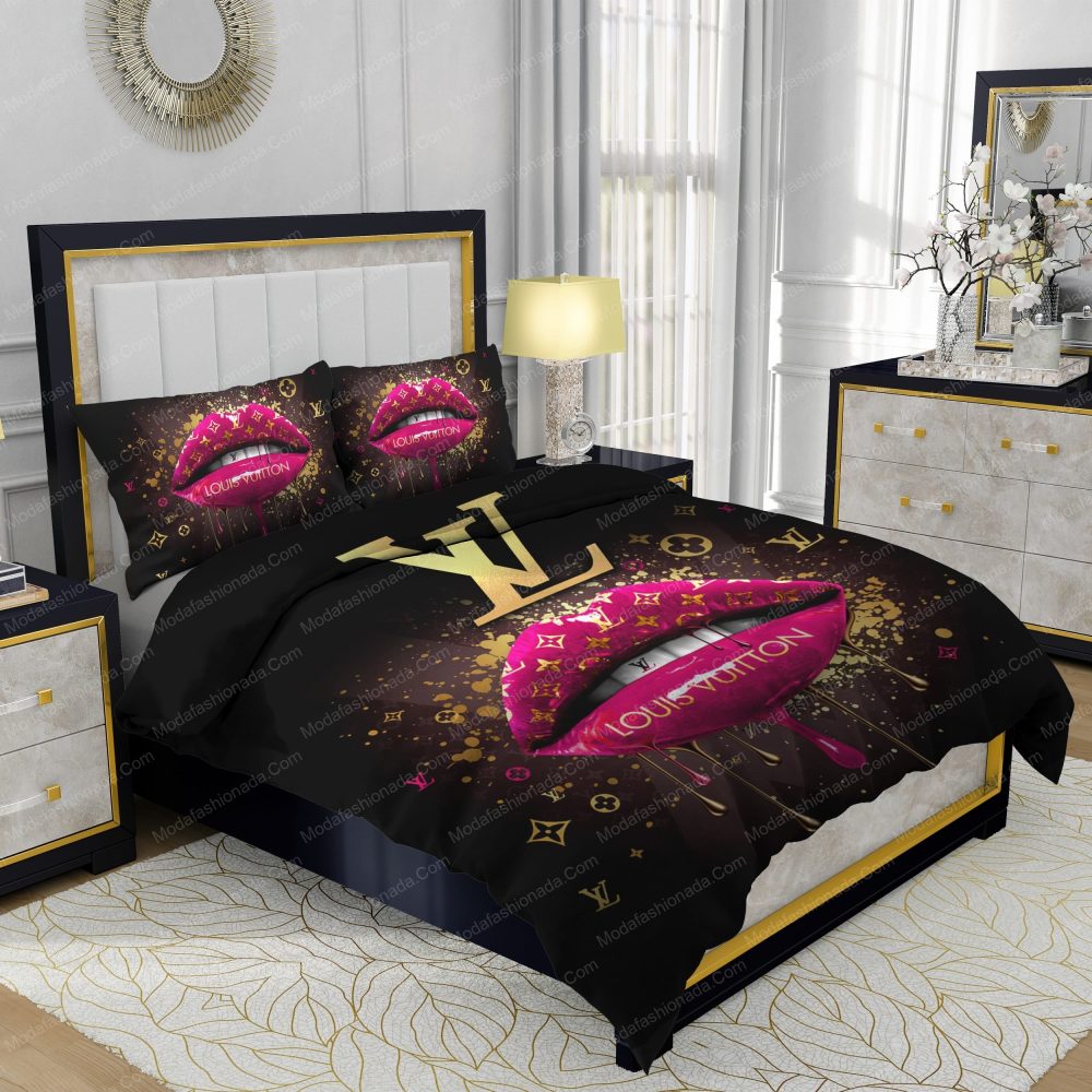 Supreme Louis Vuitton Black Background Bedding Sets