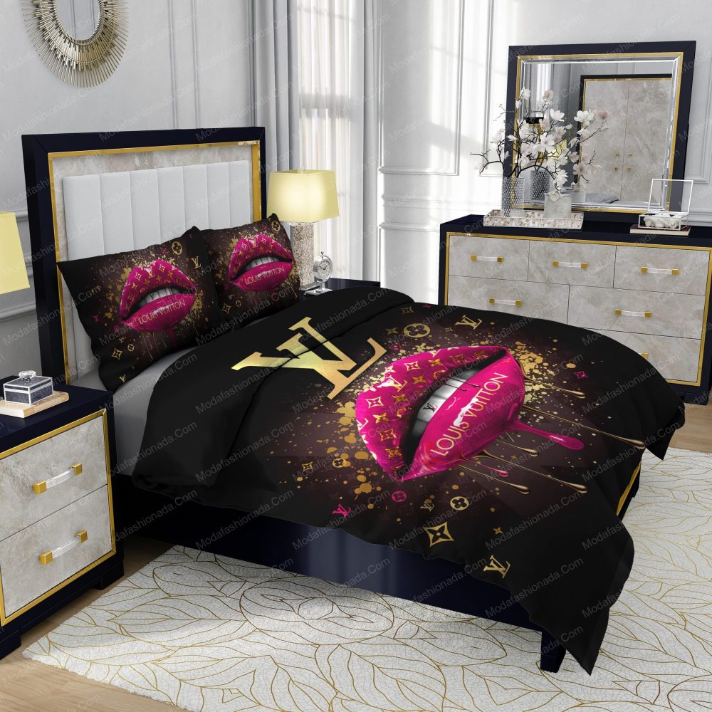 Supreme Louis Vuitton Black Background Bedding Sets