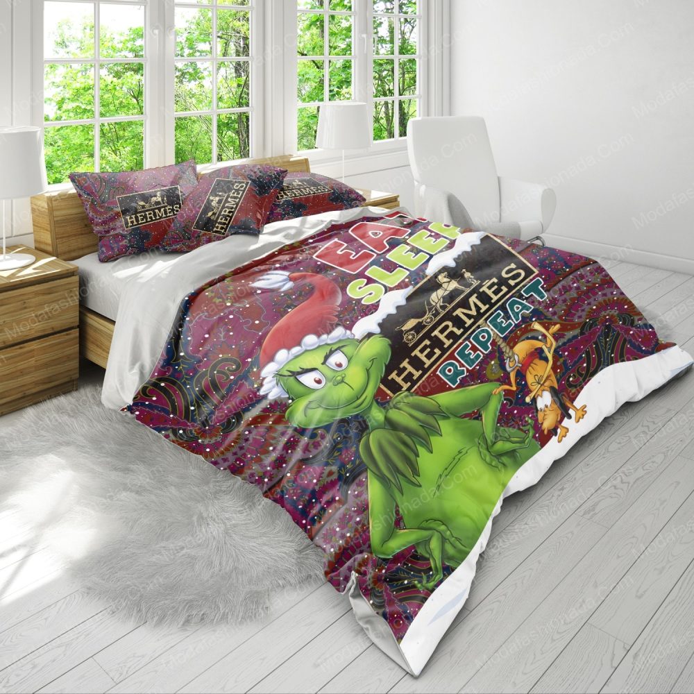 Festive Grinch &amp; Dog Christmas Bedding Set - Cozy Holiday Decor For Your Bedroom