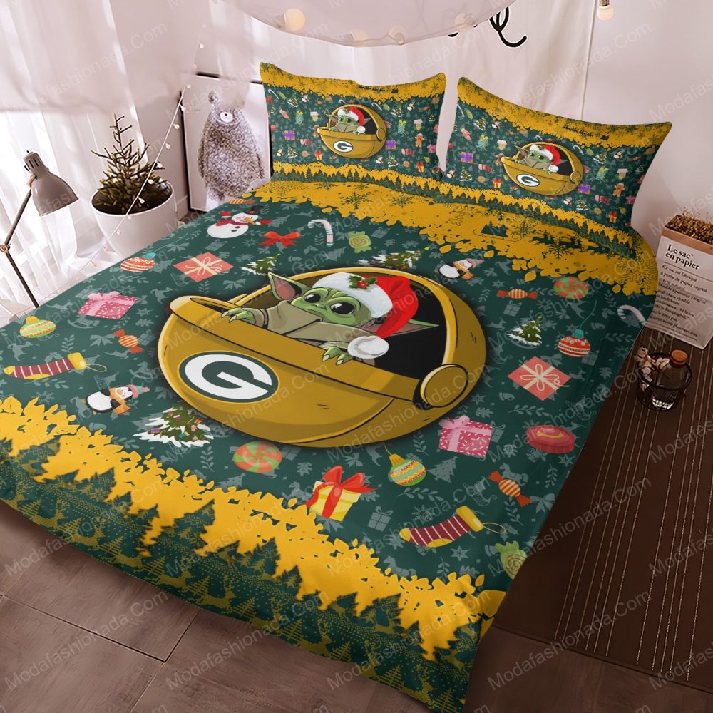 Festive Baby Yoda Christmas Bedding Set - Holiday Gift For Star Wars Fans